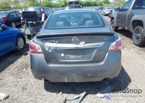 2015 Nissan Altima 2.5 S from USA, damaged, VIN 1N4AL3AP7FC447785